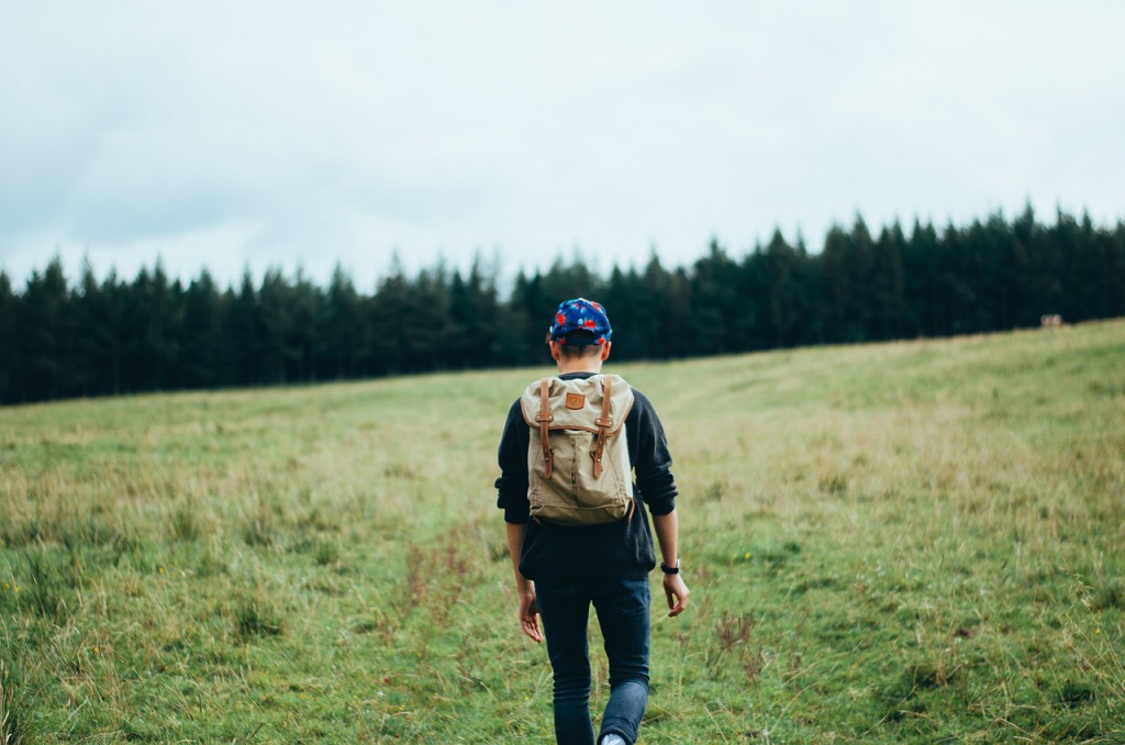 hiker-598204_1280